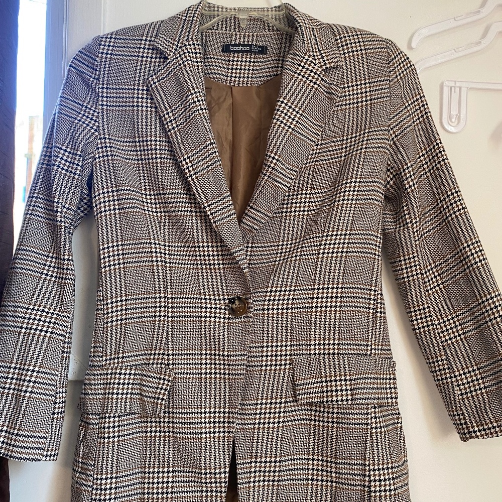 Beautiful female jacket - Picture 4 of 5